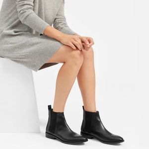 Everlane | The Modern Chelsea Boot | leather black boots | size 9